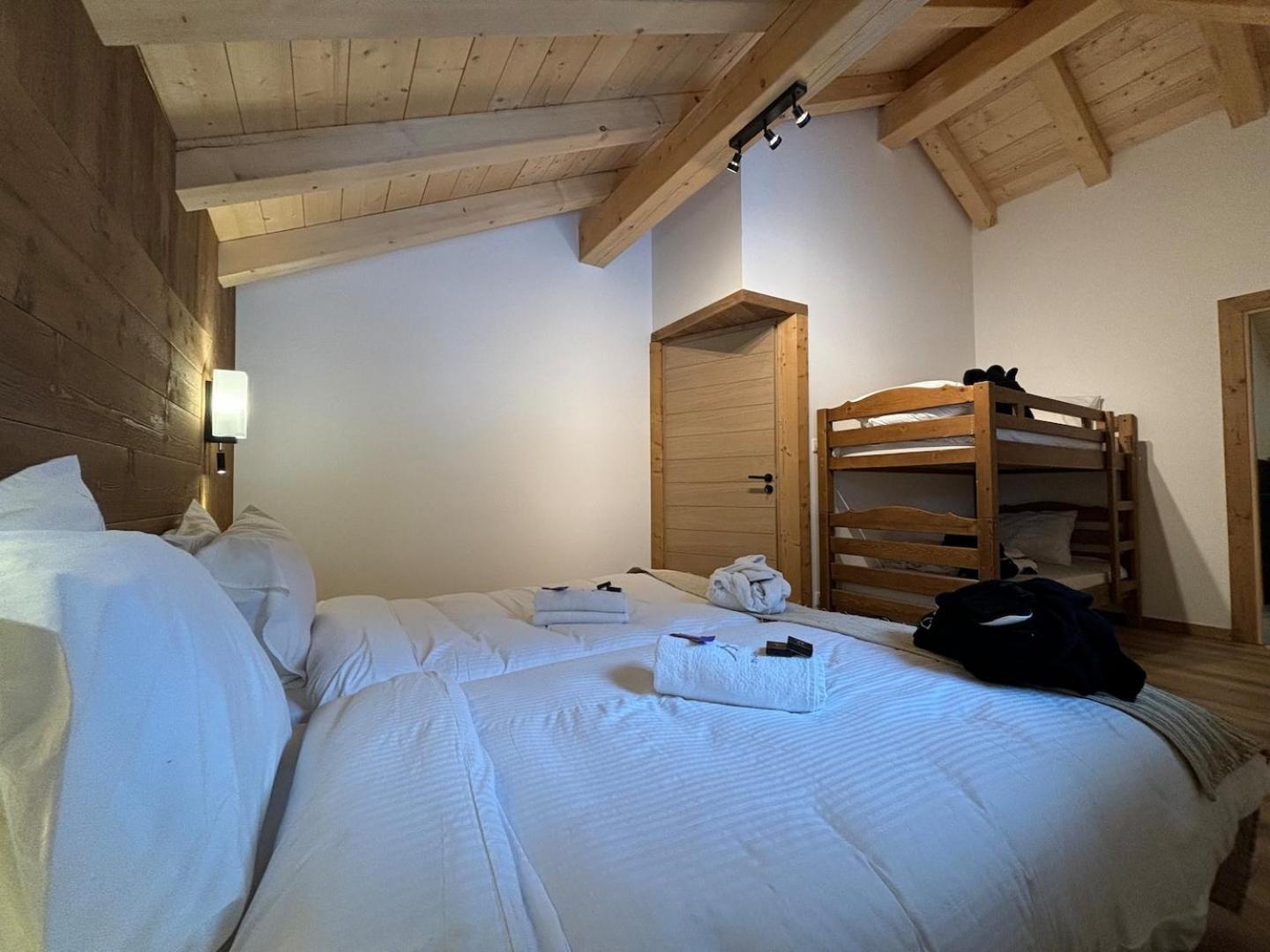 Chalets, Les Crozats Монрьон Экстерьер фото